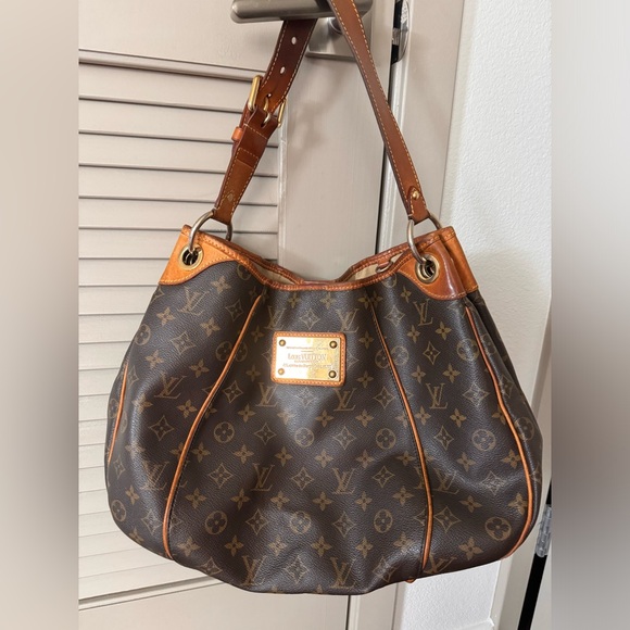 LV, vintage hobo - Picture 1 of 4